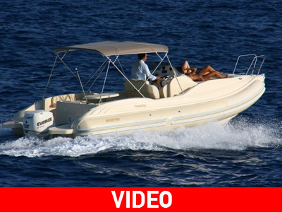 Αυτόματη τέντα με τηλεχειρισμό για σκάφη αναψυχής